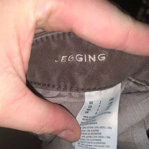 American Eagle tan 2 long normcore jeggings - Picture 2 of 3